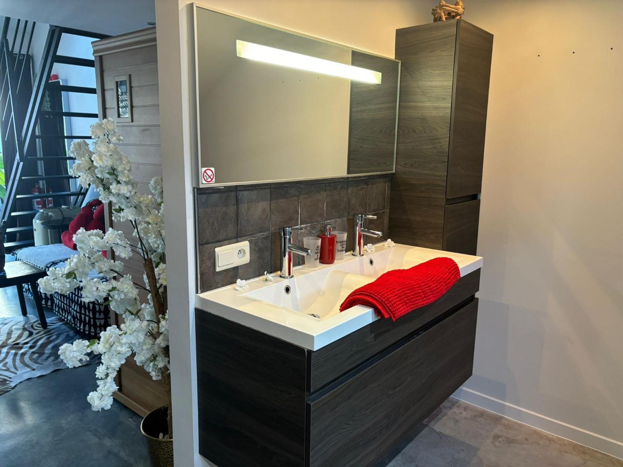 Wellness Loft With Sauna, Jacuzzi, Roof Terrace & Amazing View Apartment Antwerp Exterior photo